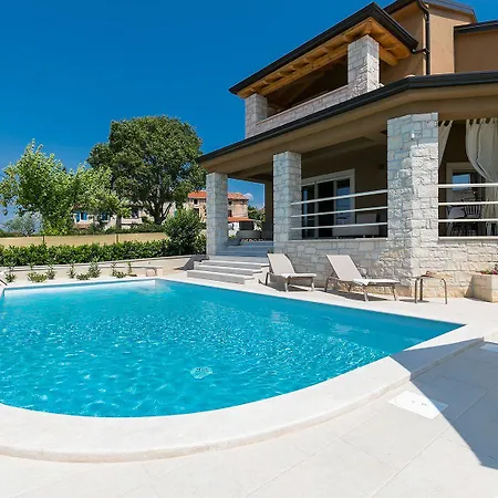 Traumhafte Mit Beheizbarem Privatpool, Outdoor-gym, Meerblick, In Umgebung Von Weinbergen *